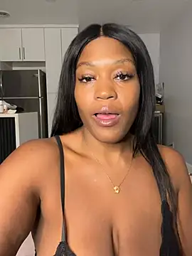 Chatroom XXX en direct de PrincessDreamm