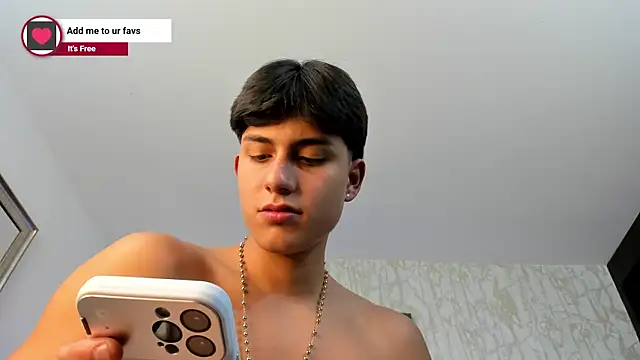 Lander_Cruz লাইভ XXX চ্যাট
