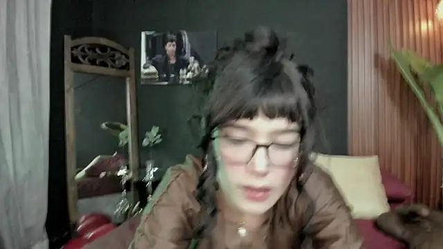 luna_sunflower__'s Live XXX Chat