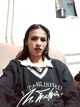 Aisha_hotts777 即時 XXX 聊天