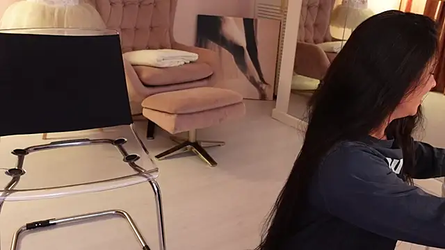 OliviaSirena's Live XXX Chat