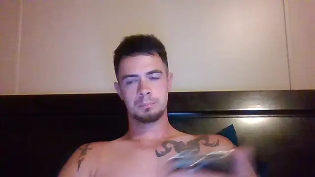 Chatroom XXX en direct de midnightsinz