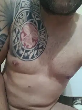 JAPIPARAVOS' Live XXX Chat