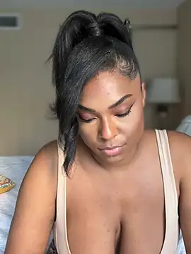 CandyLuxxxx: απευθείας συνομιλία ΧΧΧ
