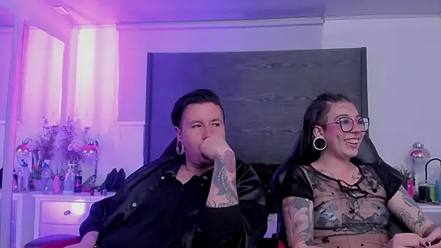 Chat XXX ao vivo de inkedsinners_