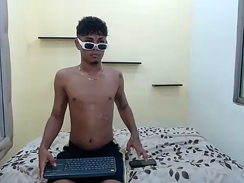Chat +18 de patrickvsnoah ao vivo