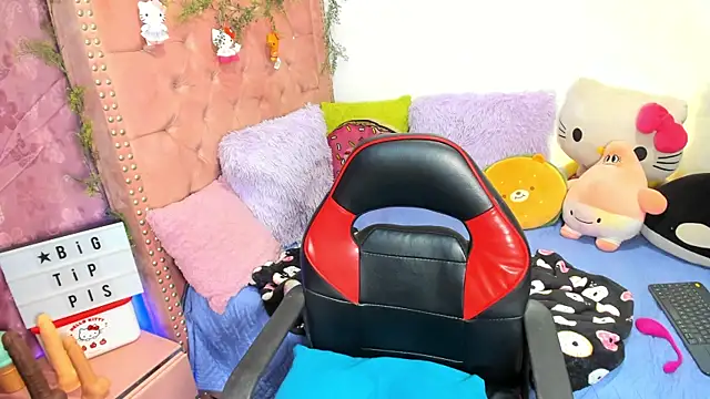 دردشة LillyCandy الجنسية المباشرة