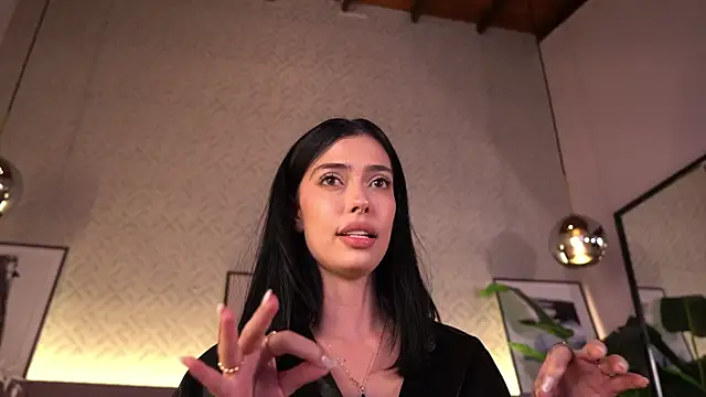 ElleDiane's Live XXX Chat