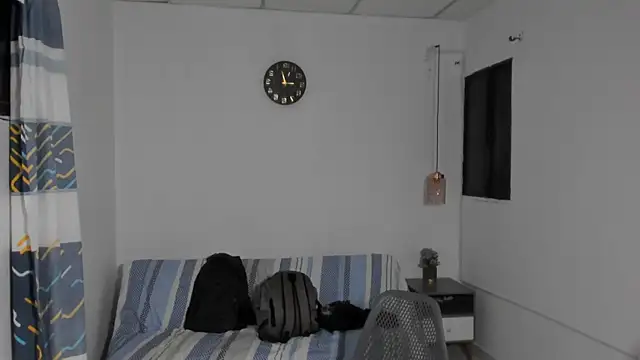 Chatroom XXX en direct de Santy_Stump
