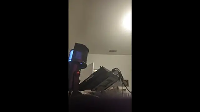 Triggerhappycj100 Chat XXX live