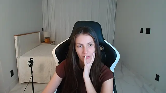 upssnowy Adlı Modelin Canlı XXX Sohbeti