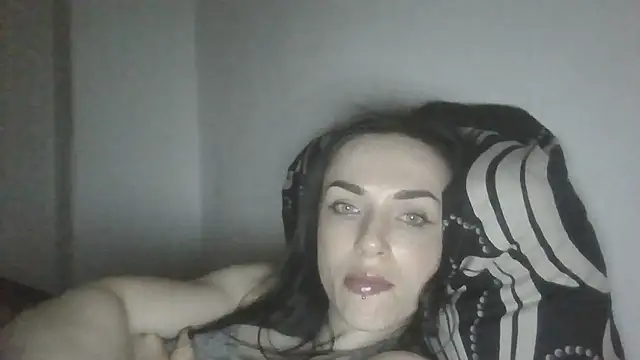 Trinsy_Love 라이브 XXX 채팅