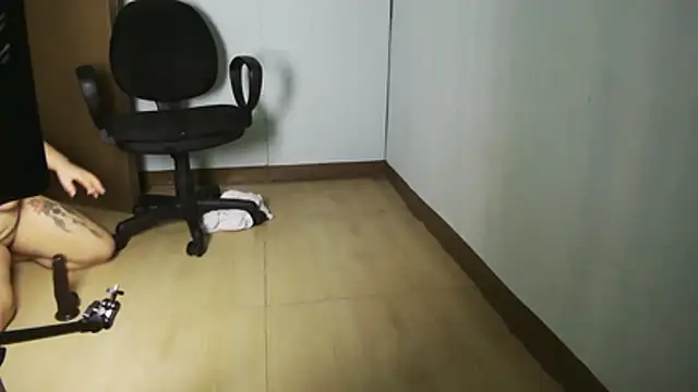 TeaseNPlease_13: απευθείας συνομιλία ΧΧΧ