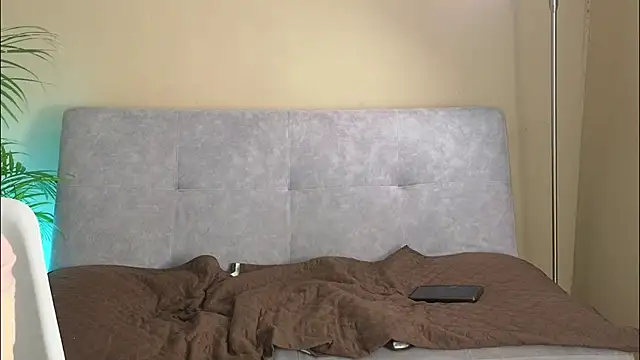 Chat +18 de Cat_zha ao vivo