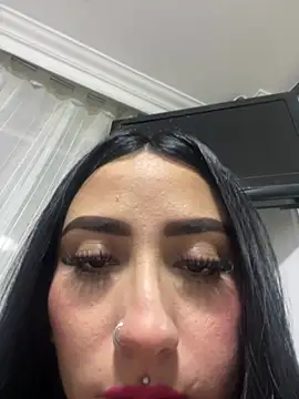 SeleneMore Live XXX-Chat