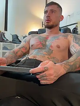 DimitriSullivan_ 现场XXX聊天