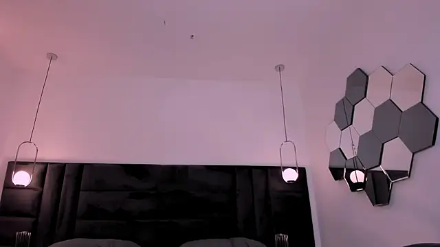 Chat +18 de AgathaKondo_ ao vivo