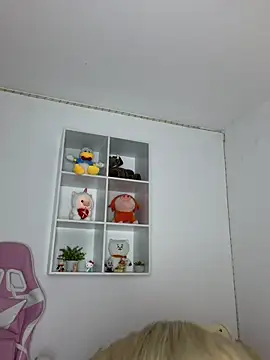 _Alicee_1 élő XXX-chatje