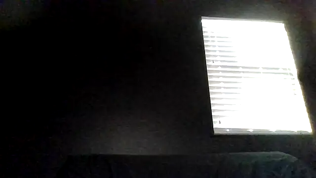Chat XXX en directo de Mikecloudyhawk