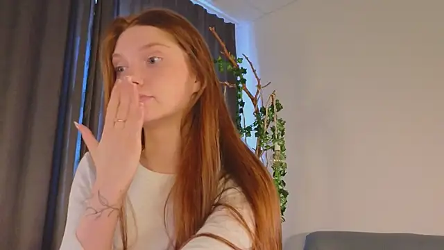 Онлайн чат XXX Nicole_Broown_