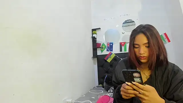 sapphire_brown20 Chat XXX live