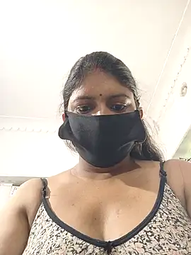 Funcouple0069's Live XXX Chat