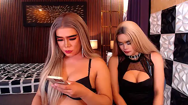 دردشة MariaSofiaLoveTS الجنسية المباشرة