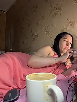 Naughtbaby_2025: απευθείας συνομιλία ΧΧΧ