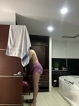 دردشة AryloverX الجنسية المباشرة