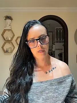 AndreaValencia 即時 XXX 聊天