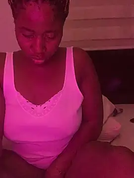 MISSMAYSROOM élő XXX-chatje