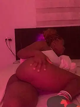 Chat +18 de MISSMAYSROOM ao vivo
