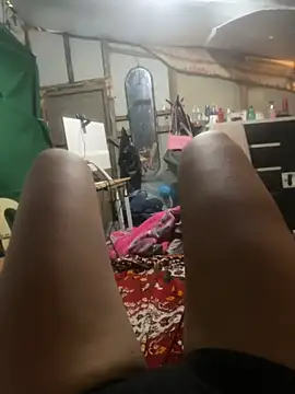 BriannaCruz24のウェブカメラショー