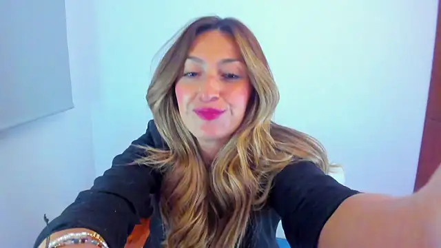Chatroom XXX en direct de Velourmuse