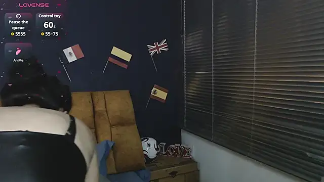 KendraaSimons' Live XXX Chat