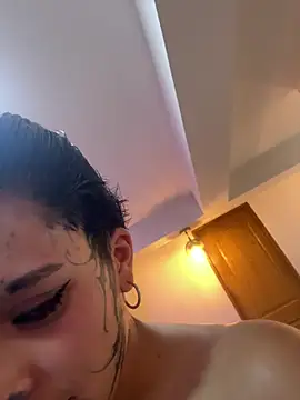 DayanaDG – Naživo XXX chat
