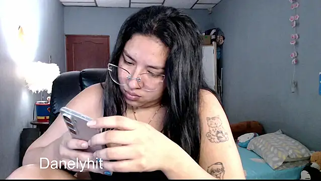 Chat XXX en directo de Danelyhit