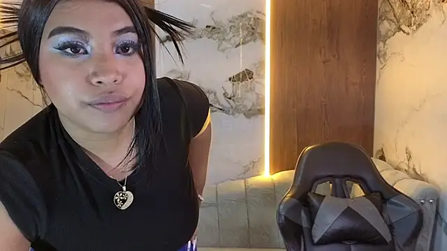 Bella_cross_v's Live XXX Chat