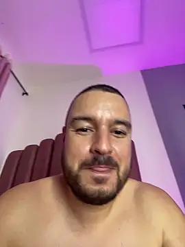Chat XXX en directo de Nicola_D_Angelo