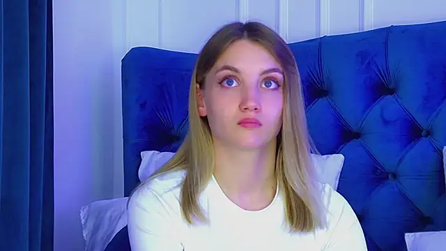 StacyEvances' Live XXX Chat