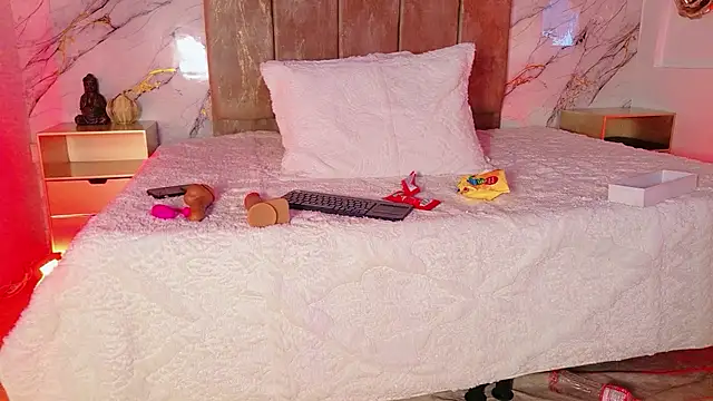 צ'אט XXX בשידור חי של KeylaKnowles_Pv