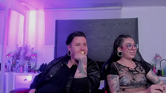 inkedsinners_'s Live XXX Chat