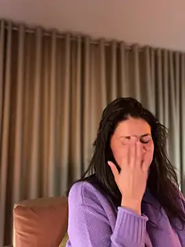 دردشة Zandrina الجنسية المباشرة