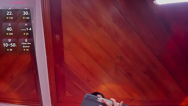 SharonLovee 即時 XXX 聊天