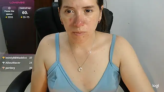 spicey_latina's Live XXX Chat