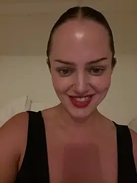 molotovmami's Live XXX Chat