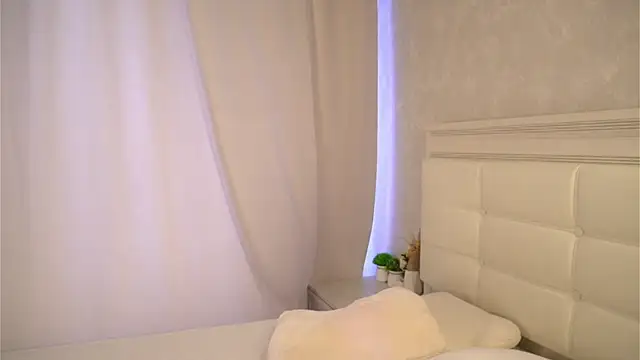 EleneButton Live XXX-chat
