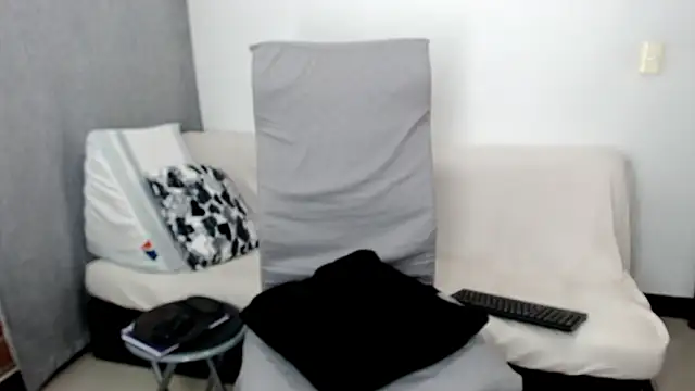 Laura-pervert: απευθείας συνομιλία ΧΧΧ