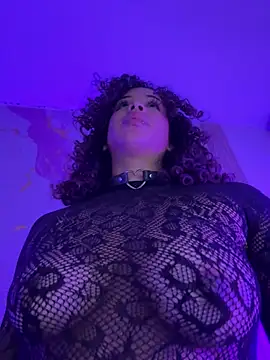 Woo_isDaphne XXX чат на живо