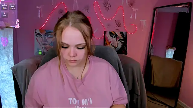 keri_ti Chat XXX live